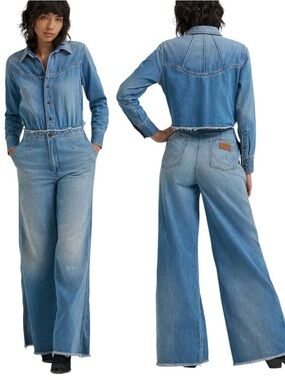 Wrangler Light Blue Wide-Leg Denim Jumpsuit long sleeve Western Rodeo Cowgirl